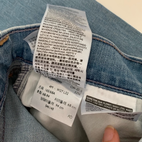 Sold! Levi’s 505 Straight Leg Jean - Picture 5 of 5